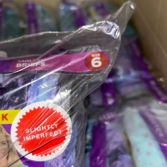 Hanes Women’s Cotton Briefs – LOT 68 - 180 pcs – 18 packs (10 ea) – Sz 6 - NEW - Picture 3 of 4